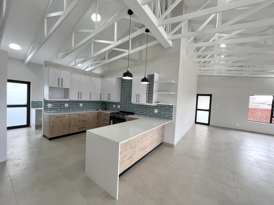 3 Bedroom Property for Sale in Fountains Estate Eastern Cape